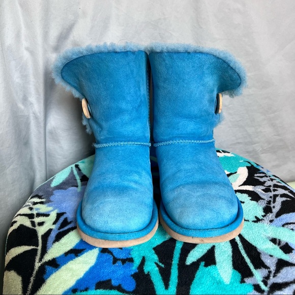 Ugg boot, blue, size 6 - Picture 8 of 13